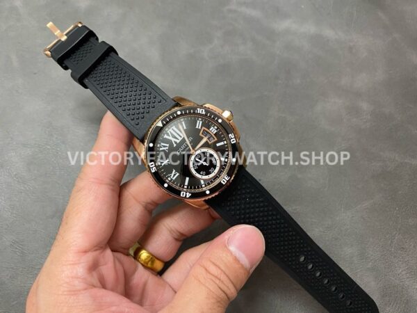 F5 Factory Cartier Calibre de Cartier Diver W7100052 42mm Rose Gold Rubber Strap Roman Numerals Black Dial