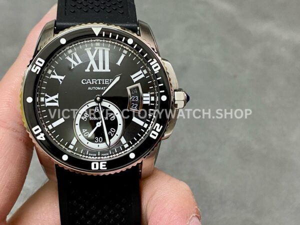 F5 Factory Cartier Calibre de Cartier Diver W7100056 42mm Steel Rubber Strap Roman Numerals Black Dial (1) F5 Factory Cartier Diver W7100056 black dial rubber strap