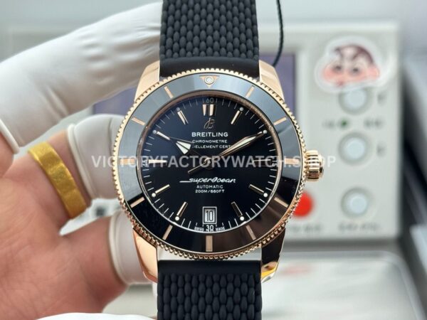 GF Factory Breitling Superocean Heritage B20 RB2010121B1S1 42mm Rose Gold Rubber Strap Black Dial (9) GF Breitling Superocean Heritage B20 RB2010121B1S1 rose gold
