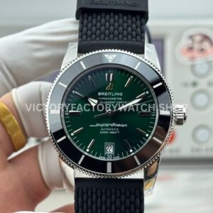 GF Breitling Superocean Heritage B31 AB3111361L1A1 green dial rubber