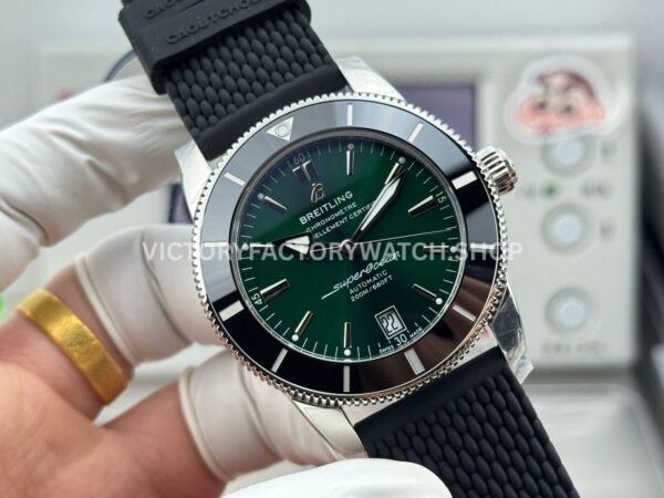 GF Factory Breitling Superocean Heritage B31 AB3111361L1A1 42mm Steel Rubber Strap Green Dial
