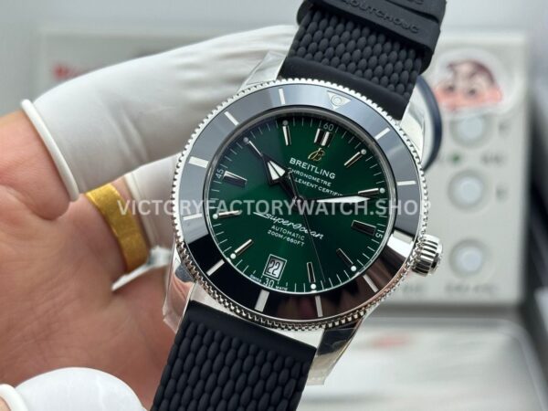 GF Factory Breitling Superocean Heritage B31 AB3111361L1A1 42mm Steel Rubber Strap Green Dial
