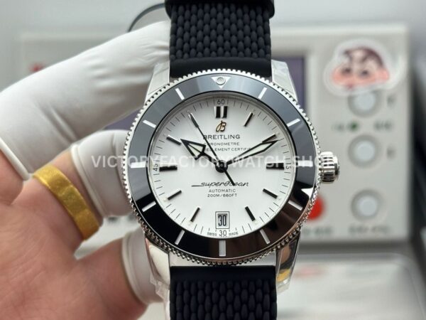 GF Factory Breitling Superocean Heritage ll AB201012.G827154A 42mm Steel Rubber Strap White Dial (7) GF Breitling Superocean Heritage II AB201012 white dial rubber strap