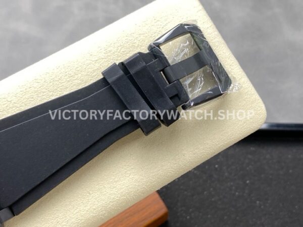 M+ Factory Bell & Ross BR-03 BR03A-HRZ-CESRB Horizon 41mm Ceramic Rubber Strap Lines Black Dial