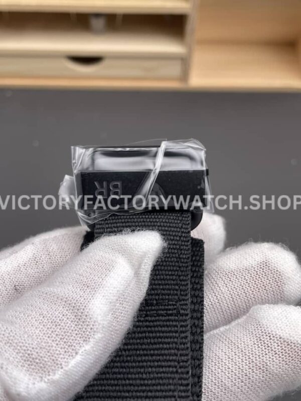 M+ Factory Bell & Ross BR03A-EMM-CESRB 41mm Ceramic Rubber strap Blue Dial