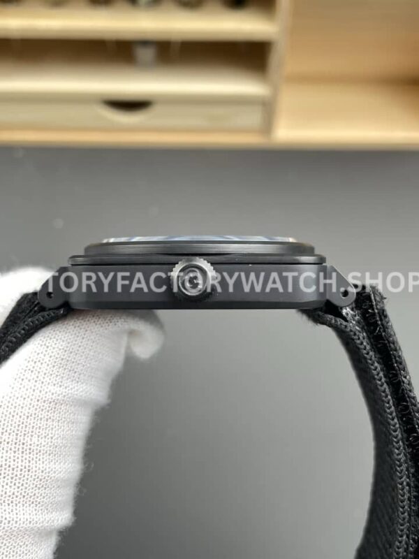 M+ Factory Bell & Ross BR03A-EMM-CESRB 41mm Ceramic Rubber strap Blue Dial