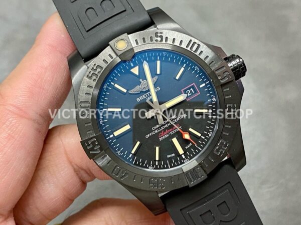 TF Factory Breitling Avenger Blackbird V1731110BD74 44mm Titanium Rubber Strap Black Dial (2) TF Factory Breitling Avenger Blackbird V1731110BD74 44mm Titanium Rubber Strap Black Dial