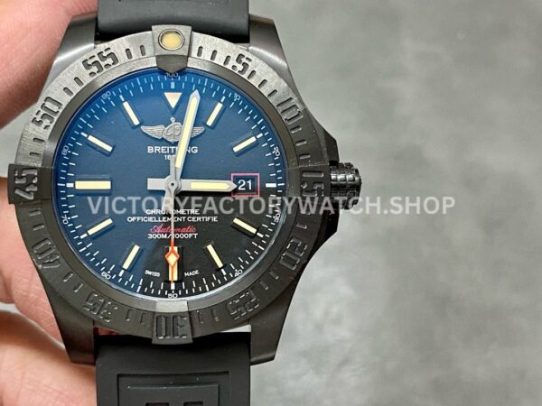 TF Factory Breitling Avenger Blackbird V1731110BD74 44mm Titanium Rubber Strap Black Dial (9) TF Breitling Avenger Blackbird V1731110BD74 titanium black dial