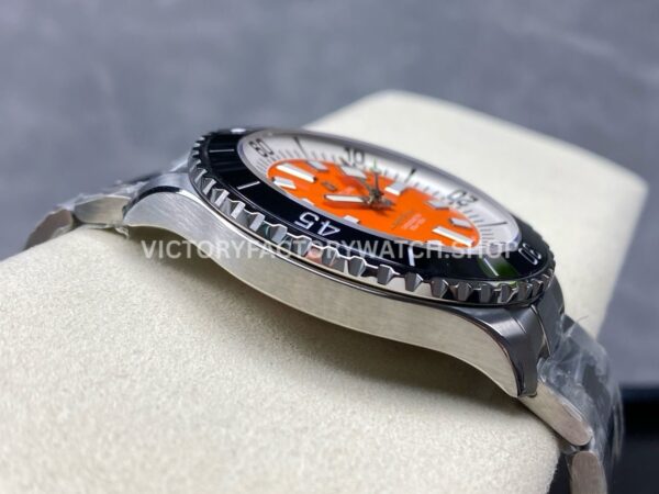TF Factory Breitling Superocean A173751A1O1S1 44mm Full Steel Black Bezel Orange Dial (7) TF Factory Breitling Superocean A173751A1O1S1 44mm Full Steel Black Bezel Orange Dial