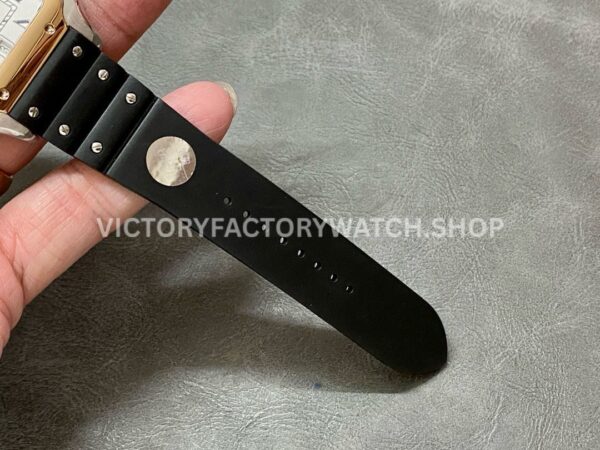 THB Factory Cartier Santos W2SA0009 39.8mm Steel Rubber Strap Roman Numerals Silver Dial (5) THB Factory Cartier Santos W2SA0009 39.8mm Steel Rubber Strap Roman Numerals Silver Dial