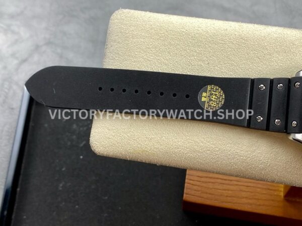 THB Factory Cartier Santos WSSA0037 39.8mm Steel Rubber Strap Roman Numerals Grey Dial (7) THB Factory Cartier Santos WSSA0037 39.8mm Steel Rubber Strap Roman Numerals Grey Dial