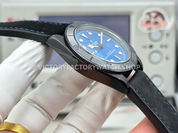 TW Factory Tudor Black Bay 79210C 41mm Leather Strap Blue Dial (7) TW Factory Tudor Black Bay 79210C 41mm Leather Strap Blue Dial