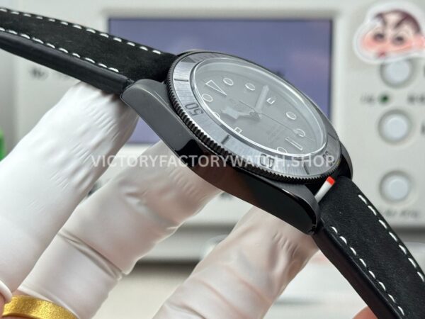 TW Factory Tudor Black Bay 79210CNU 41mm Leather Strap Black DLC-coated Black Dial