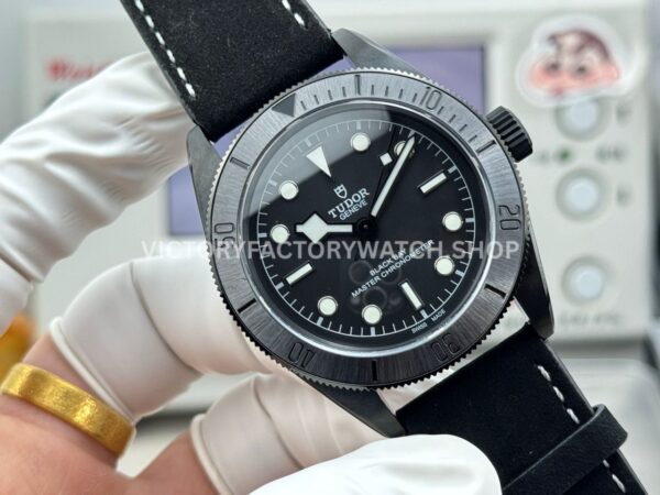 TW Factory Tudor Black Bay 79210CNU 41mm Leather Strap Blue Dial (6) TW Factory Tudor Black Bay 79210C 41mm Leather Strap Black Dial