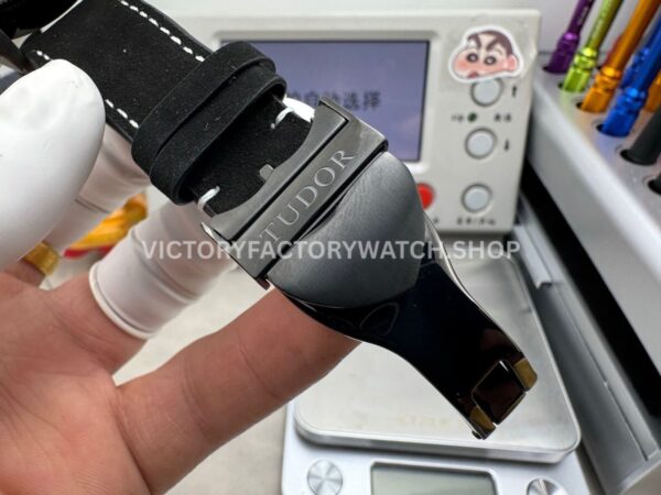 TW Factory Tudor Black Bay 79210CNU 41mm Leather Strap Silver Dial (9) TW Factory Tudor Black Bay 79210CNU 41mm Leather Strap Silver Dial