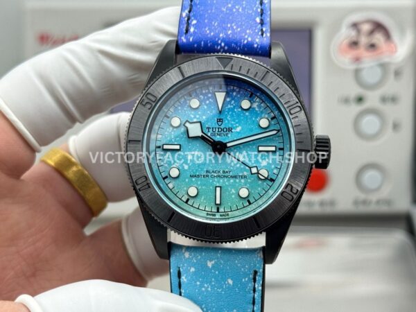 TW Factory Tudor Black Bay M79210CNU-0011 41mm Blue Leather Strap Blue Dial (1) TW Factory Tudor Black Bay M79210CNU-0011 41mm blue dial