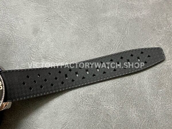 ZF Factory Blancpain Fifty Fathoms Barakuda 5008B-1130-B52A 40.3mm Steel Rubber Strap Black Dial (6) ZF Factory Blancpain Fifty Fathoms Barakuda 5008B-1130-B52A 40.3mm Steel Rubber Strap Black Dial