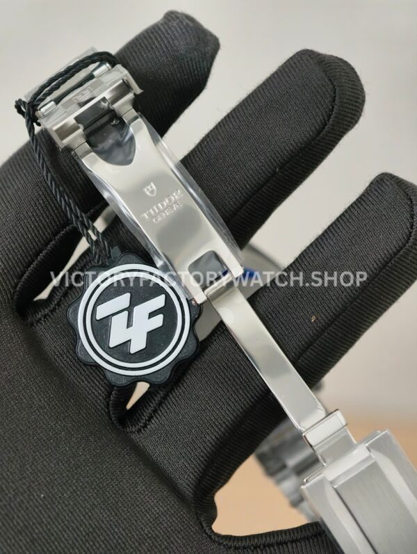 ZF Factory Tudor Black Bay 58 7939A1A0RU 39mm Full Steel Red Aluminum Bezel Red Dial Jubilee