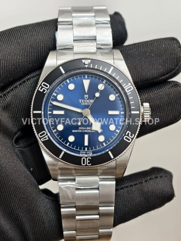 ZF Factory Tudor Black Bay 68 M7943A1A0NU-0001 43mm Full Steel Ceramic Bezel Blue Dial (9) ZF Factory Tudor Black Bay 68 blue dial
