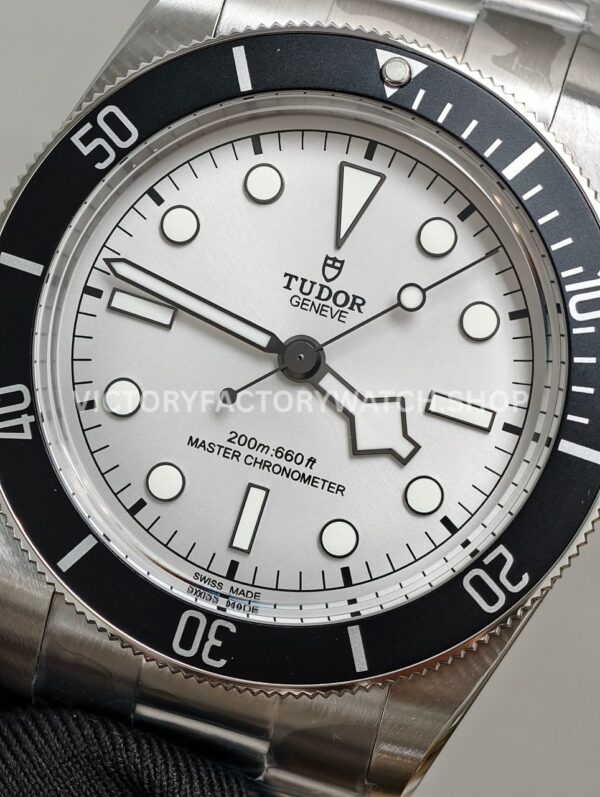 ZF Factory Tudor Black Bay 68 M7943A1A0NU-0002 43mm Full Steel Ceramic Bezel Silver Dial (4) ZF Factory Tudor Black Bay 68 M7943A1A0NU-0002 43mm Full Steel Ceramic Bezel Silver Dial