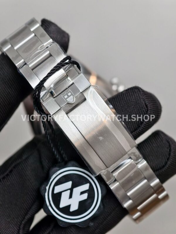 ZF Factory Tudor Black Bay 68 M7943A1A0NU-0002 43mm Full Steel Ceramic Bezel Silver Dial (6) ZF Factory Tudor Black Bay 68 M7943A1A0NU-0002 43mm Full Steel Ceramic Bezel Silver Dial