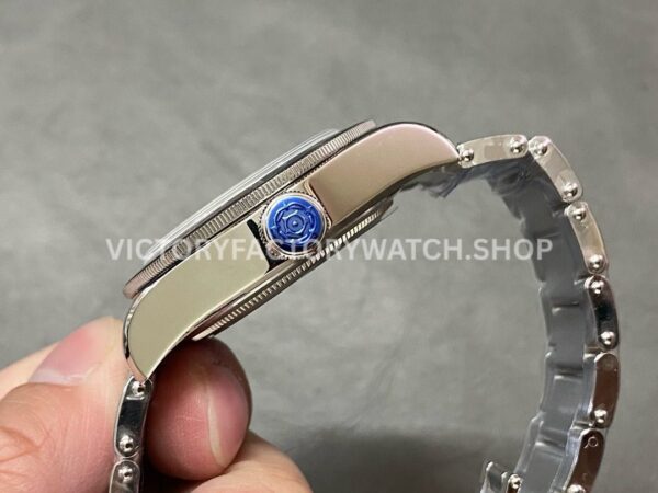 ZF Factory Tudor Black Bay GMT M79830RB-0010 41mm Full Full Aluminum Pepsi Bezel White Dial (2) ZF Factory Tudor Black Bay GMT M79830RB-0010 41mm Full Aluminum Pepsi Bezel White Dial
