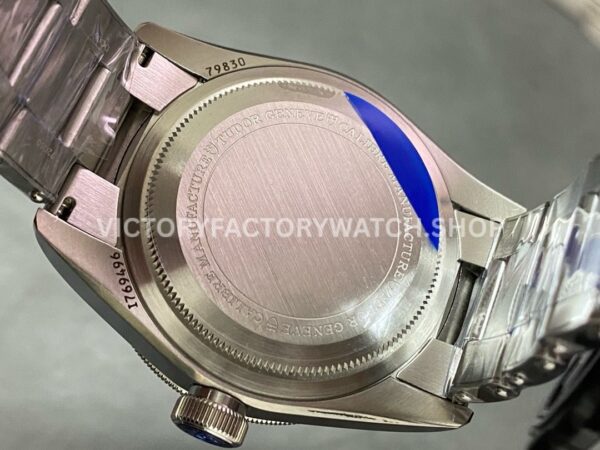 ZF Factory Tudor Black Bay GMT M79830RB-0010 41mm Full Full Aluminum Pepsi Bezel White Dial (8) ZF Factory Tudor Black Bay GMT M79830RB-0010 41mm Full Aluminum Pepsi Bezel White Dial