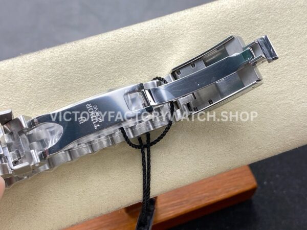 ZF Factory Tudor Black Bay M7941A1A0NU-0003 41mm Full Steel Aluminum Bezel Black Dial (3) ZF Factory Tudor Black Bay M7941A1A0NU-0003 41mm Full Steel Aluminum Bezel Black Dial