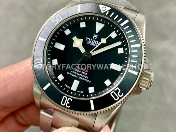 ZF Factory Tudor Pelagos 25407N-0001 39mm Full Titanium Aluminum Bezel Black Dial (8) ZF Factory Tudor Pelagos 25407N-0001 39mm Full Titanium Ceramic Bezel Black Dial