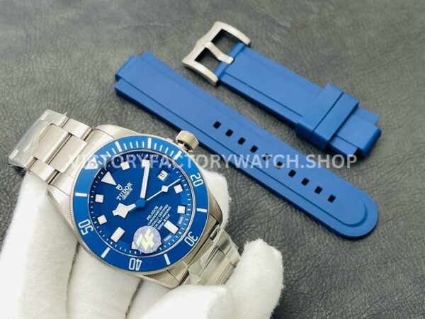 ZF Factory Tudor Pelagos M25600TB-000142mm Full Titanium Blue Ceramic Bezel Blue Dial (6) ZF Factory Tudor Pelagos M25600TB-0001 42mm Full Titanium Blue Ceramic Bezel Blue Dial