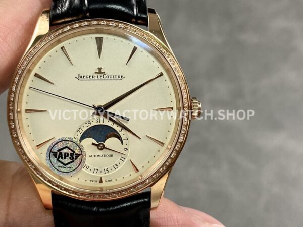 APS Factory Jaeger-LeCoultre Master Ultra Thin Moon Q1362503 39mm Rose Gold Diamond Bezel White Dial