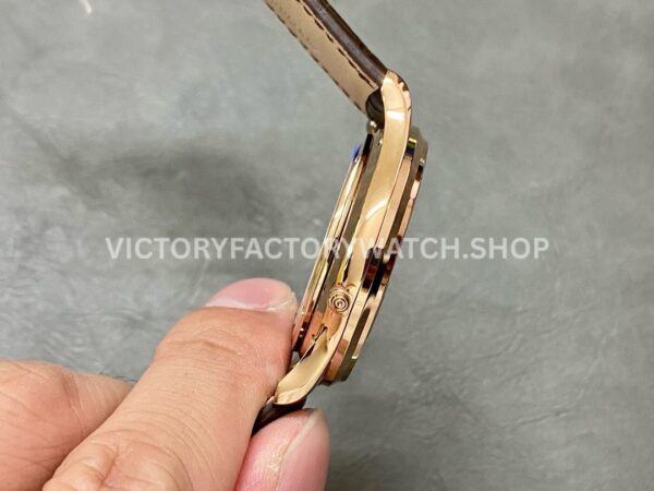 APS Factory Jaeger-LeCoultre Master Ultra Thin Moon Q1362510 39mm Rose Gold Leather Strap White (6) APS Factory Jaeger-LeCoultre Master Ultra Thin Moon Q1362510 39mm Rose Gold Leather Strap White Dial