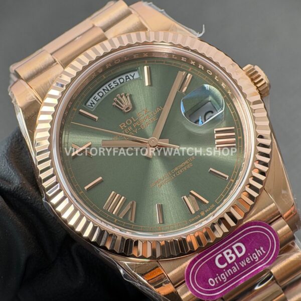 CBD Factory Counterweight Rolex Day-Date 228235-0025 40mm Full Rose Gold Olive Green Roman Dial