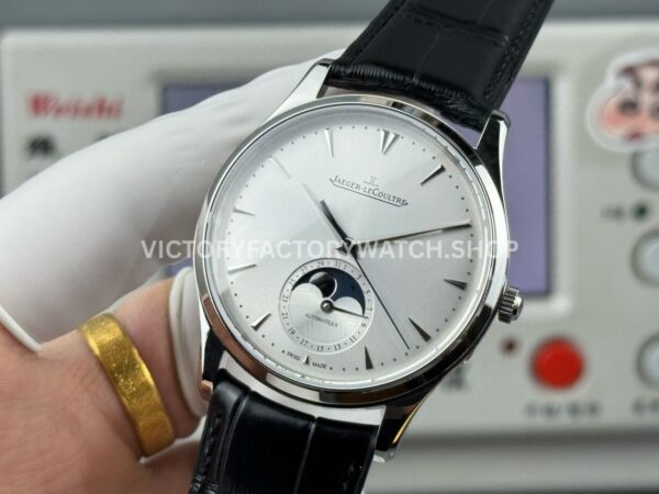 GF Factory Jaeger-LeCoultre Master Ultra Thin Moon Q1258420 39mm Steel Leather Strap Silver Dial (3) GF Factory Jaeger-LeCoultre Master Ultra Thin Moon Q1258420 39mm Steel Leather Strap Silver Dial