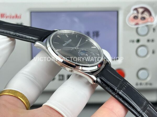 GF Factory Jaeger-LeCoultre Master Ultra Thin Moon Q1363540 39mm White Gold Leather Strap Grey Dial (7) GF Factory Jaeger-LeCoultre Master Ultra Thin Moon Q1363540 39mm White Gold Leather Strap Grey Dial