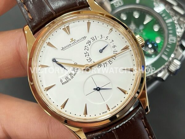 GF Factory Jaeger-LeCoultre Master Ultra Thin Réserve de Marche Q1372520 39mm Rose G (9) GF Factory Jaeger-LeCoultre Master Ultra Thin Réserve de Marche Q1372520 39mm Rose Gold Leather Strap Silver Dial