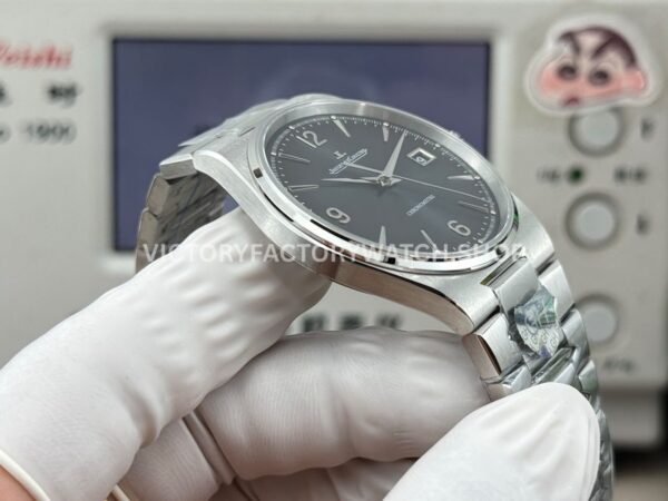 GH Factory Jaeger-LeCoultre Master Control Q4158120 38mm Full Steel Blue Dial (3) GH Factory Jaeger-LeCoultre Master Control Q4158120 38mm Full Steel Blue Dial