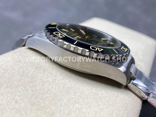 GR Factory Longines HydroConquest GMT L3.790.4.06.6 41mm Full Steel Green Dial
