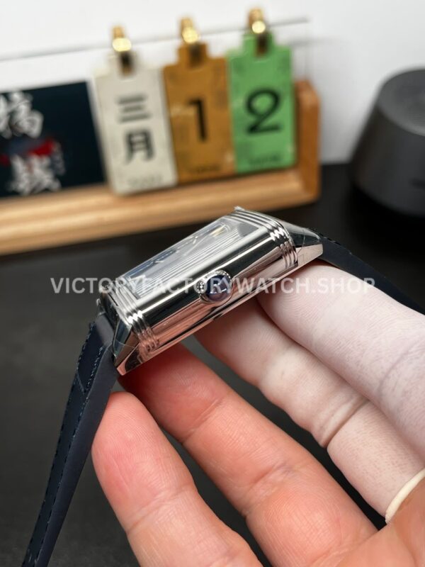 MG Factory Jaeger-LeCoultre Reverso Double-Sided Dual Time Zone Q3988481 29mm Steel Leather Strap Blue Dial (3) MG Factory Jaeger-LeCoultre Reverso Double-Sided Dual Time Zone Q3988481 29mm Steel Leather Strap Blue Dial