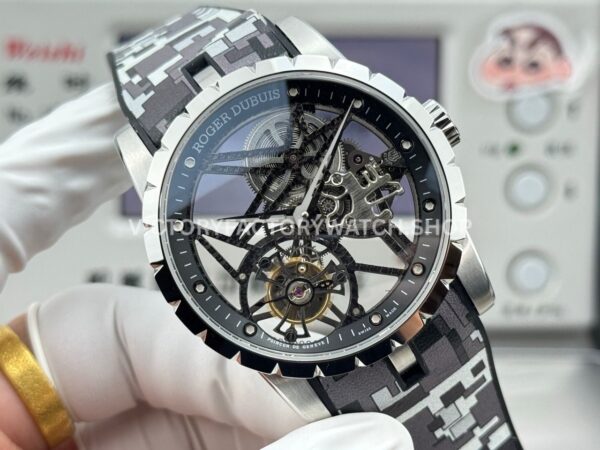NEW Factory Roger Dubuis Excalibur Spider Tourbillon RDDBEX0393 42mm White Gold Rubber Strap Black Dia (4) NEW Factory Roger Dubuis Excalibur Spider Tourbillon RDDBEX0393 42mm White Gold Rubber Strap Black Dial