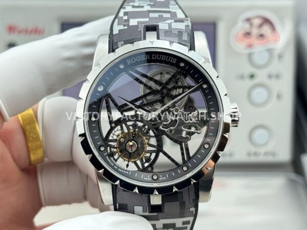 NEW Factory Roger Dubuis Excalibur Spider Tourbillon RDDBEX0393 42mm White Gold Rubber Strap Black Dia NEW Roger Dubuis Excalibur Spider RDDBEX0393 white gold black dial