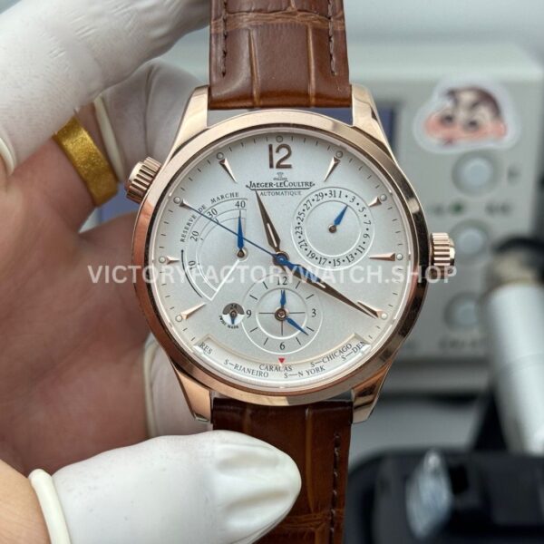 TWA Factory Jaeger-LeCoultre Master Geographic 1422521 39mm Rose Gold Brown Leather Strap Silver Dial (6) TWA Factory Jaeger-LeCoultre Master Geographic 1422521 39mm Rose Gold Brown Leather Strap Silver Dial