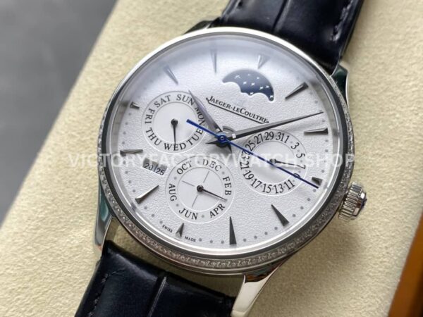 V9 Factory Jaeger-LeCoultre Master Ultra Thin Perpetual 1303501 White Gold Diamond Bezel Silver D (9) V9 Factory Jaeger-LeCoultre Master Ultra Thin Perpetual 1303501 39mm White Gold Diamond Bezel Silver Dial