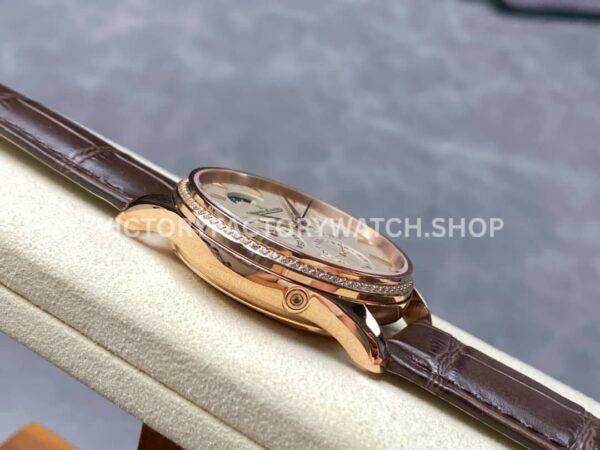 V9 Factory Jaeger-LeCoultre Master Ultra Thin Perpetual Q1302501 Rose Gold Diamond Bezel White Dia (10) V9 Factory Jaeger-LeCoultre Master Ultra Thin Perpetual Q1302501 39mm Rose Gold Diamond Bezel White Dial