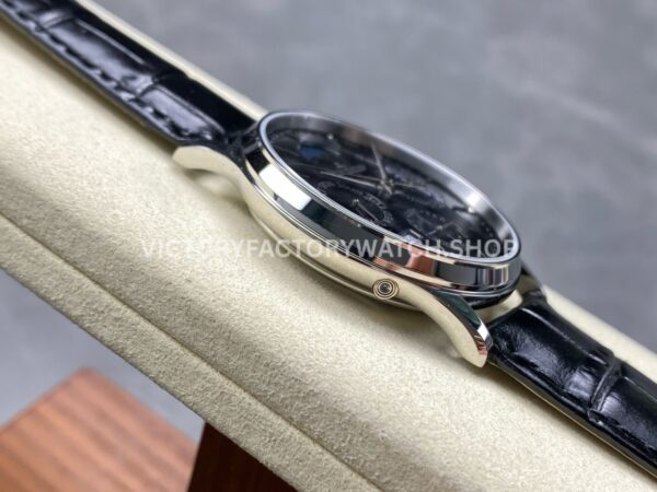 VR Factory Jaeger-LeCoultre Master Ultra Thin Perpetual Q1308470 39mm Steel Leather Strap Black Dial (3) VR Factory Jaeger-LeCoultre Master Ultra Thin Perpetual Q1308470 39mm Steel Leather Strap Black Dial