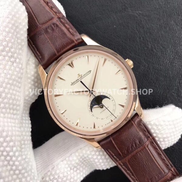 ZF Factory Jaeger-LeCoultre Master Ultra Thin Moon 1252520 39mm Rose Gold Leather Strap Silver Dial (5) ZF Factory Jaeger-LeCoultre Master Ultra Thin Moon 1252520 39mm Rose Gold Leather Strap Silver Dial