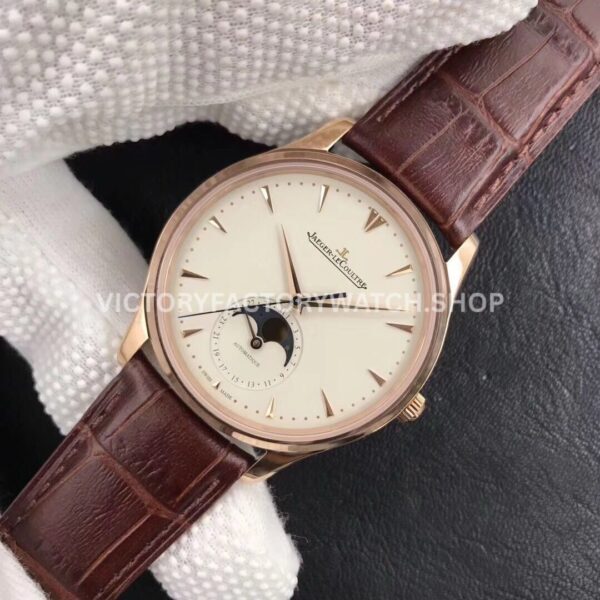 ZF Factory Jaeger-LeCoultre Master Ultra Thin Moon 1252520 39mm Rose Gold Leather Strap Silver Dial (7) ZF Factory Jaeger-LeCoultre Master Ultra Thin Moon 1252520 39mm Rose Gold Leather Strap Silver Dial