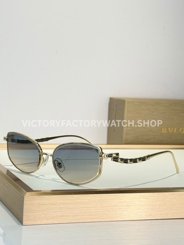 Bottega Veneta 5G587 Square Sunglasses | Light Gold Frame & Grey Gradient Lenses