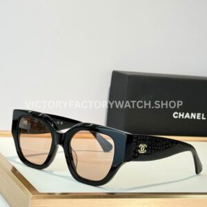 Chanel 5571 Cat-Eye Sunglasses Black Frame & Light Brown Lenses (1) Chanel 5571 Cat-Eye Sunglasses | Black Frame & Light Brown Lenses