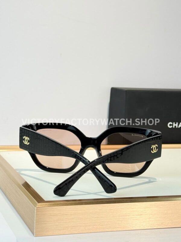 Chanel 5571 Cat-Eye Sunglasses Black Frame & Light Brown Lenses (3) Chanel 5571 Cat-Eye Sunglasses | Black Frame & Light Brown Lenses